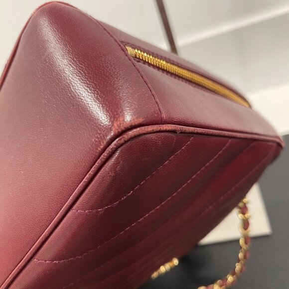 Chanel CC Chevron Lambskin Camera Shoulder Bag (53769) - Picture 7 of 14